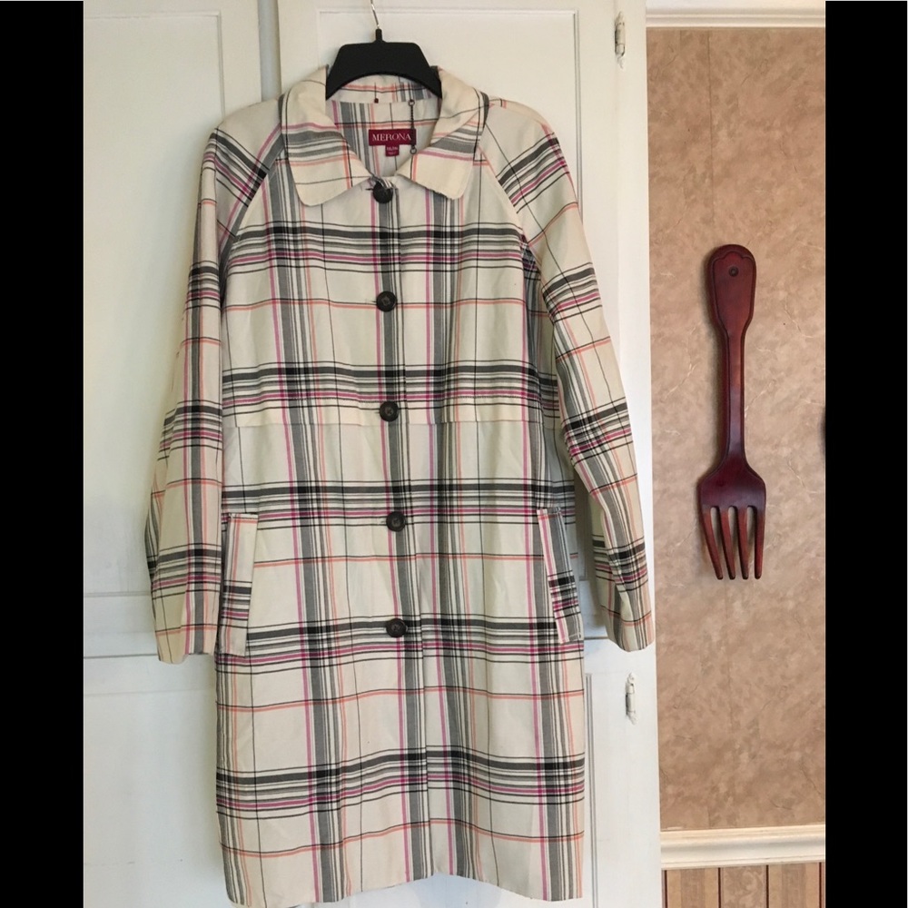 Light weight trench condition coat